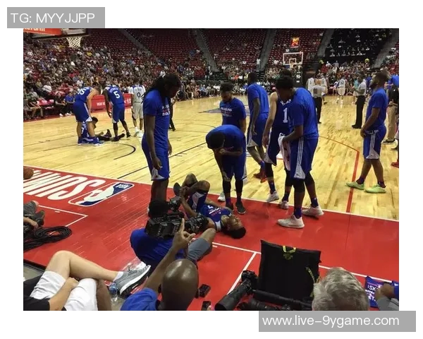 光脚上阵恩比德勇夺31分展现强大实力引发热议