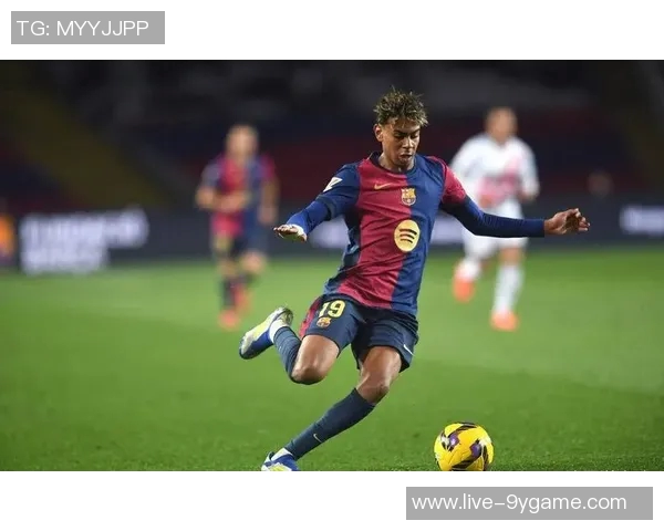 亚马尔缺席巴萨合练但预计仍能出战西超杯比赛 亚马尔缺席巴萨合练但预计仍能出战西超杯比赛