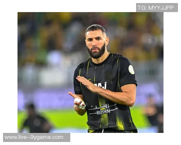 利雅得新月与本泽马谈判陷入僵局未来合作前景堪忧 利雅得新月与本泽马谈判陷入僵局未来合作前景堪忧