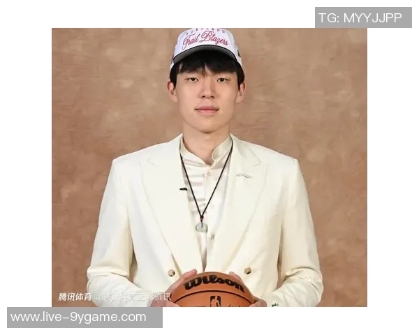 杨瀚森受伤暂时退赛晒照回应粉丝关心表示问题不大 杨瀚森受伤暂时退赛晒照回应粉丝关心表示问题不大